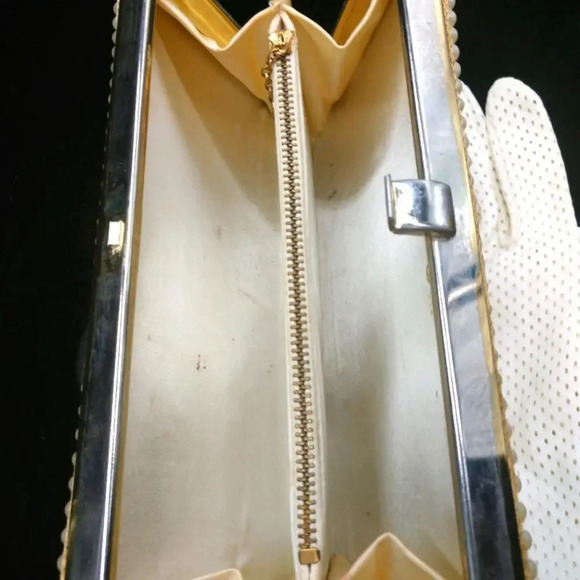 Vintage Jullus Resnick Pearl Clutch and Gloves - Picture 8 of 8